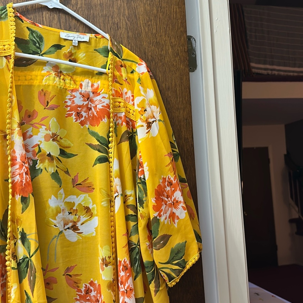 Emory Park Yellow Floral Kimono